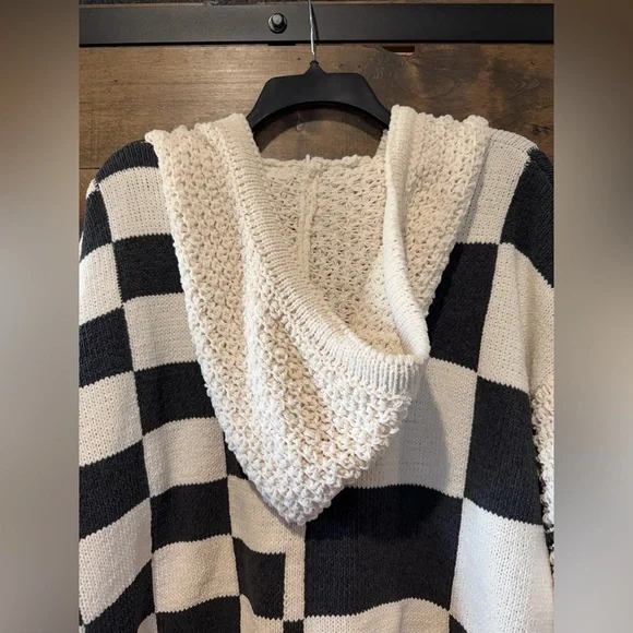 NWOT Mello Brand Hooded Checkered Sweater Sz L - Picture 7 of 16